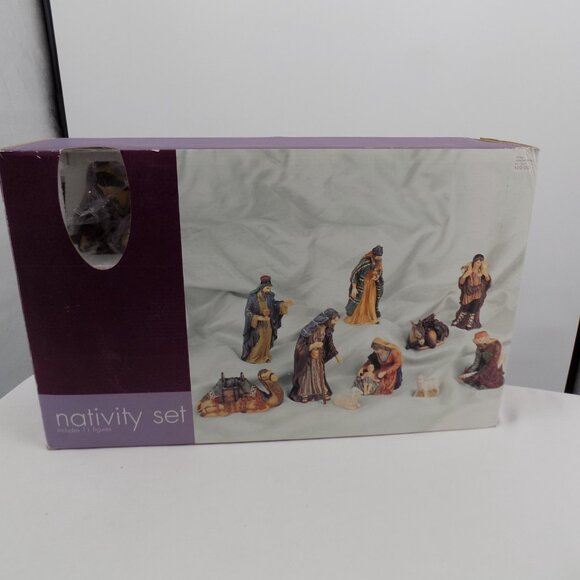 Nativity Set Vintage Ceramic 11 Piece with Box Christmas Religious Target 2004 - Picture 12 of 12